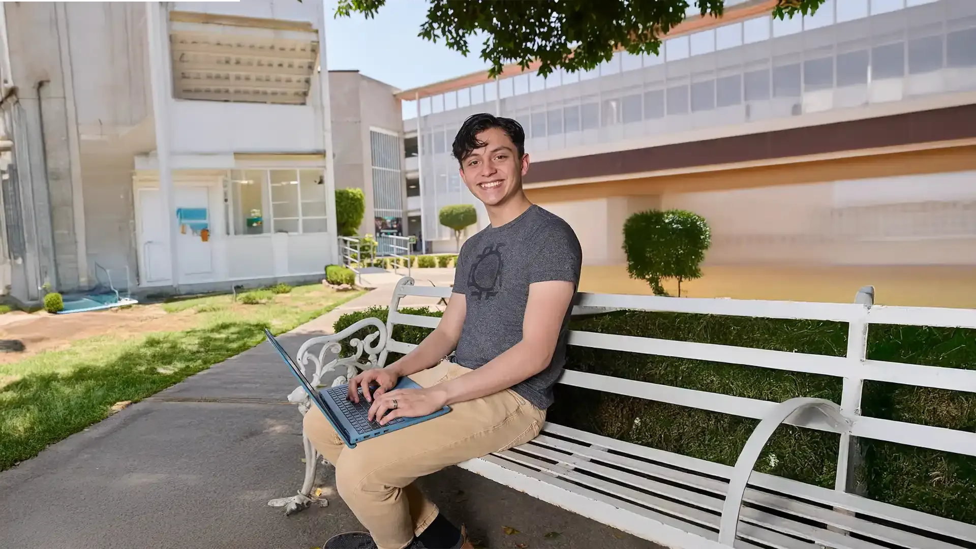 Licenciatura en Administración y Liderazgo Empresarial 