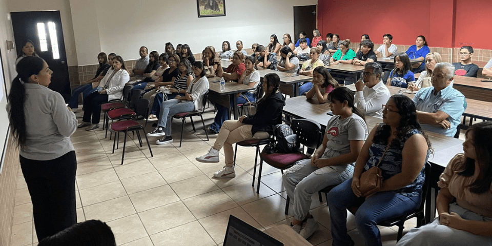 Descubriendo el Camino: En UANE Piedras Negras, el curso de inducción no solo marca el inicio del bachillerato, sino también el comienzo de amistades y recuerdos inolvidables.
