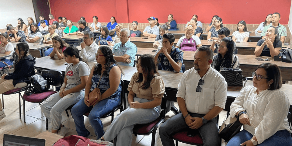 Diversión y Camaradería: En UANE Piedras Negras, la inducción al bachillerato se convierte en una experiencia emocionante y llena de risas para nuestros nuevos estudiantes.