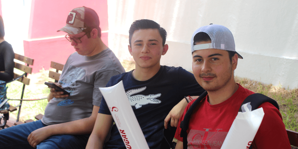  ¡Saludos, queridos estudiantes de UANE Saltillo! Cada sonrisa, cada gesto de ayuda y cada palabra de aliento contribuyen a crear un entorno de compañerismo excepcional. Aprovechemos este regreso a clases para cultivar amistades y construir un campus lleno de armonía. 