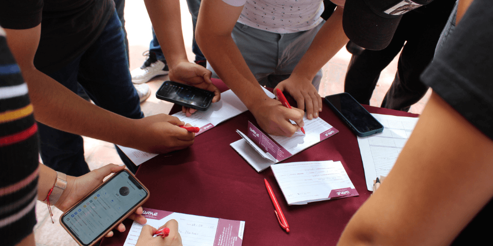 ¡Un éxito nuestro stand de Centro de Admisiones en el B2S! 